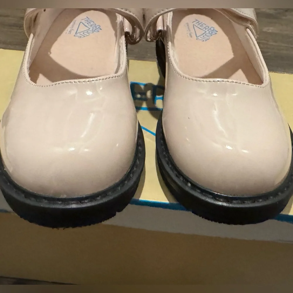 Thereabouts Flutter Girls’ Round Closed Toe Mary Jane Nude Shoes
